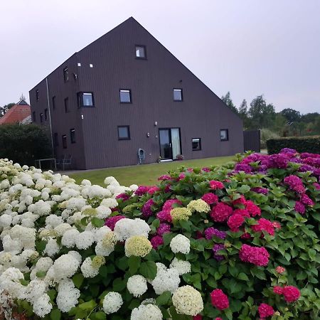Luxury Holiday Home With Private Terrace Langweer Eksteriør billede