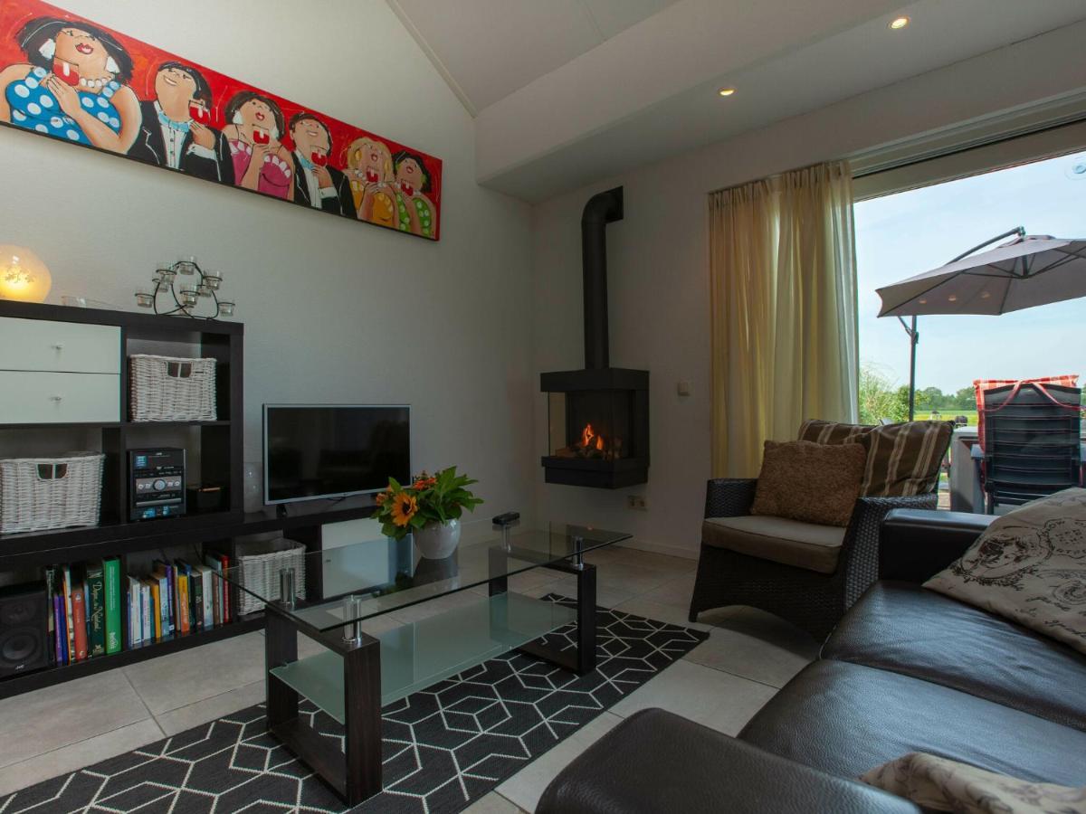 Luxury Holiday Home With Private Terrace Langweer Eksteriør billede